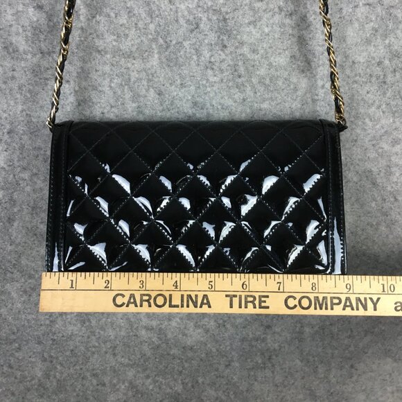 Vintage Evening Clutch Crossbody Envelope Patent Leather Quilted Black Kisslock - Picture 9 of 16